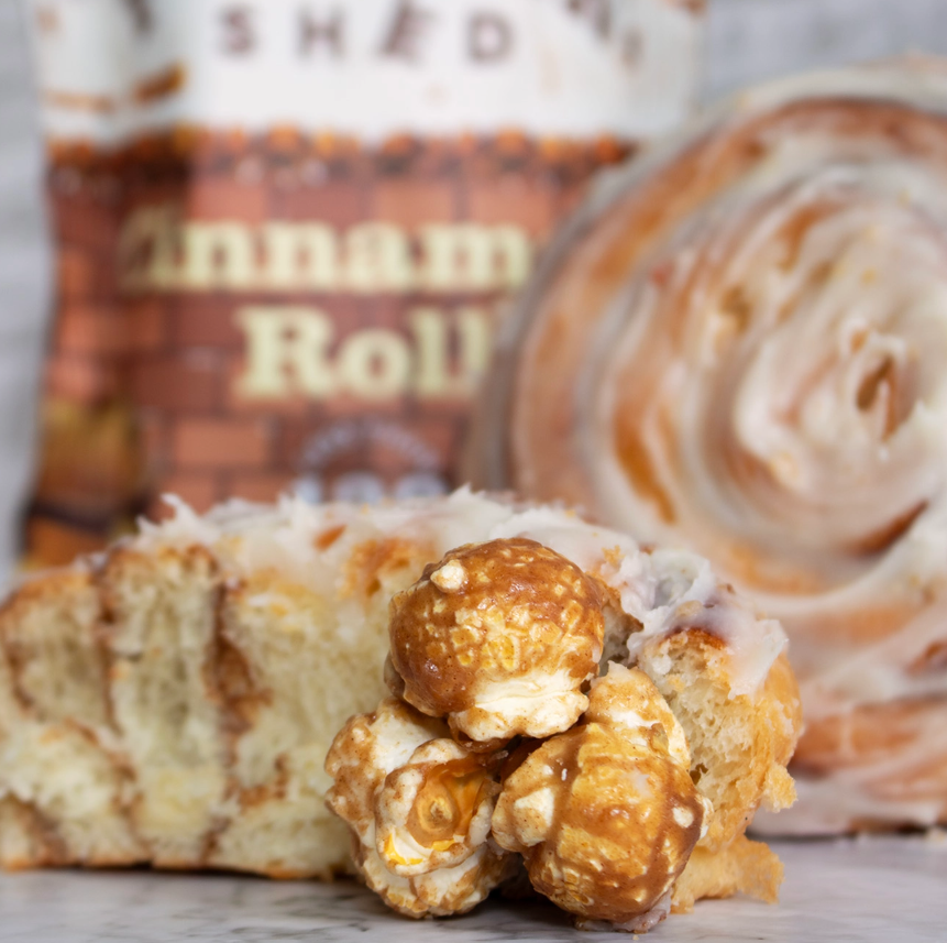 Cinnamon roll popcorn