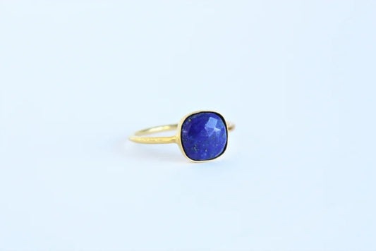 Lapis lazuli ring