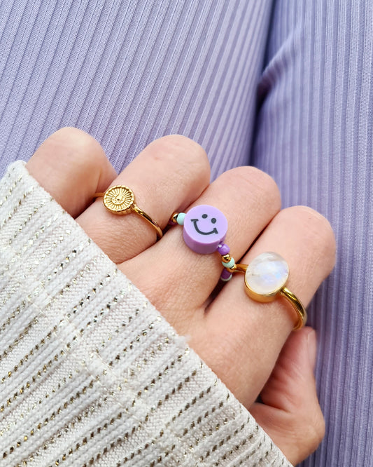 Purple smile ring